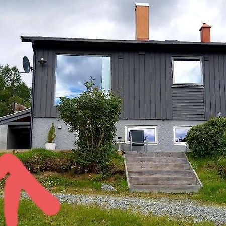 Aurora Rooms In Shared Hsuse Nr3 We Are Doing Northen Lights Trip, Reaindear Trip And Sommaroy Fjord Trips 特罗姆瑟 外观 照片