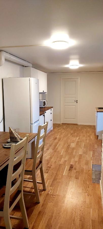 Aurora Rooms In Shared Hsuse Nr3 We Are Doing Northen Lights Trip, Reaindear Trip And Sommaroy Fjord Trips 特罗姆瑟 外观 照片